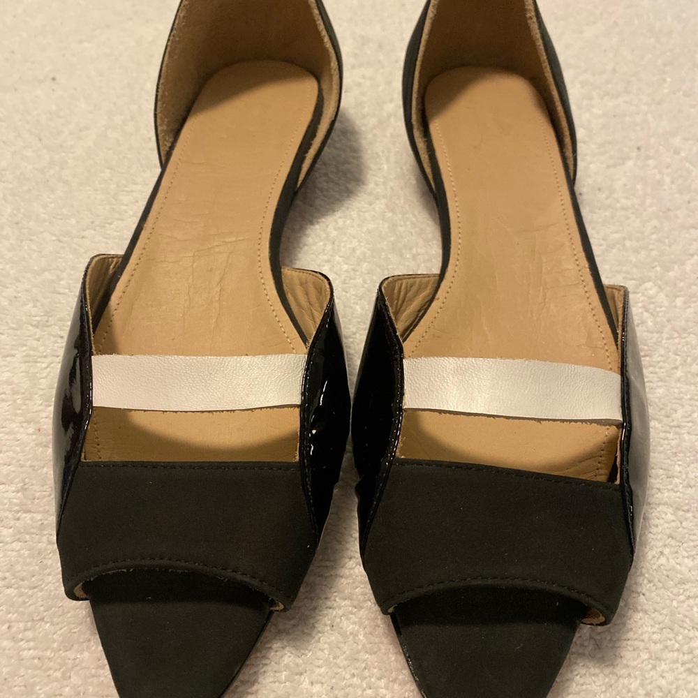 Almost Brand New - Super Gorgeous leather Flats By JB - box 24